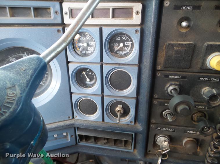 image for item FM9368 1979 Chevrolet Bison semi truck