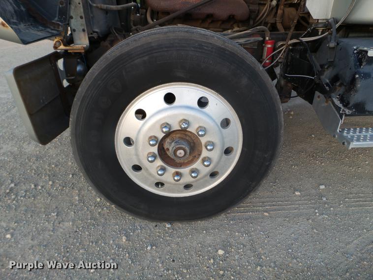 image for item FM9368 1979 Chevrolet Bison semi truck