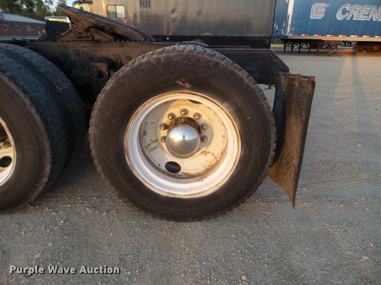 image for item FM9368 1979 Chevrolet Bison semi truck