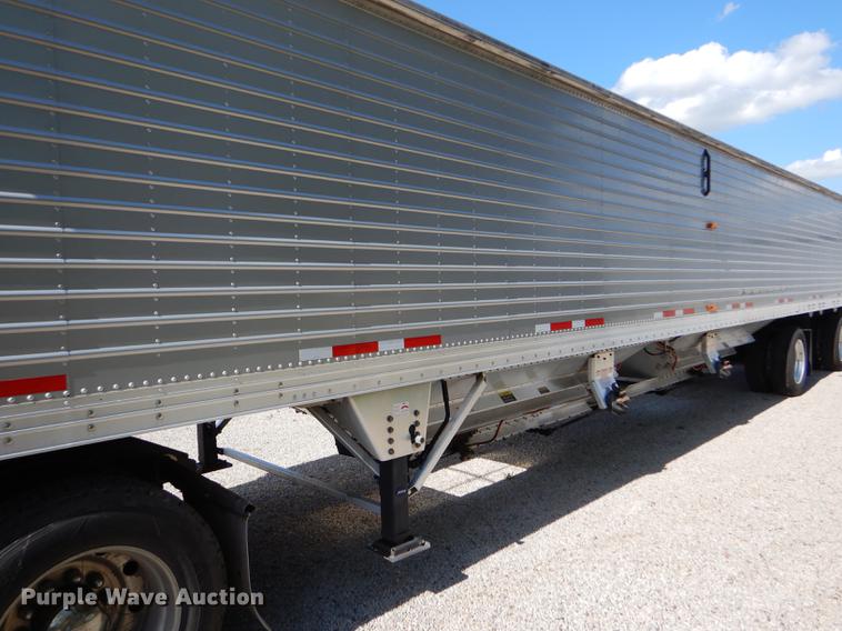 image for item FT9533 2017 Timpte Super Hopper double hopper bottom grain trailer