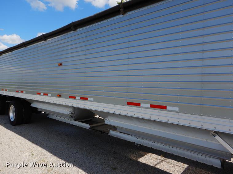 image for item FT9533 2017 Timpte Super Hopper double hopper bottom grain trailer