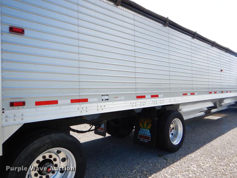image for item FT9533 2017 Timpte Super Hopper double hopper bottom grain trailer