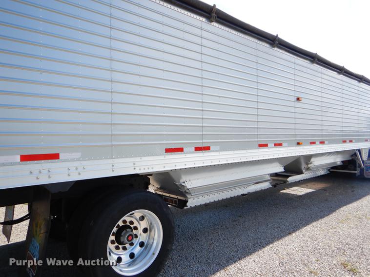 image for item FT9533 2017 Timpte Super Hopper double hopper bottom grain trailer