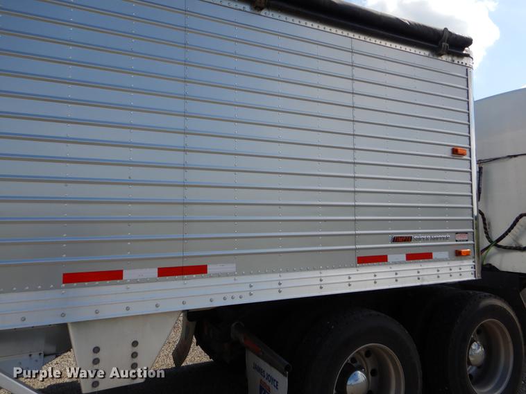 image for item FT9533 2017 Timpte Super Hopper double hopper bottom grain trailer
