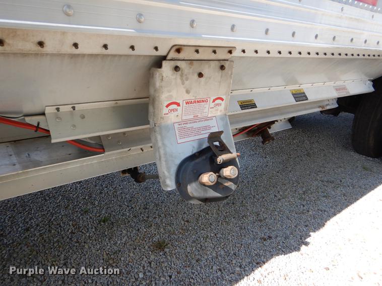 image for item FT9533 2017 Timpte Super Hopper double hopper bottom grain trailer