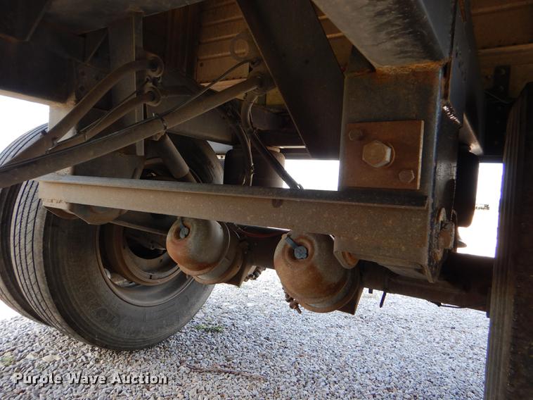 image for item FT9533 2017 Timpte Super Hopper double hopper bottom grain trailer