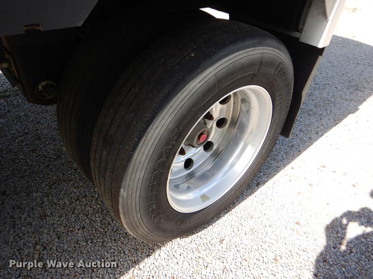 image for item FT9533 2017 Timpte Super Hopper double hopper bottom grain trailer