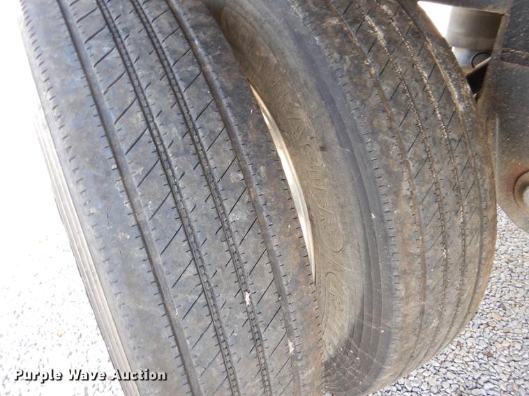 image for item FT9533 2017 Timpte Super Hopper double hopper bottom grain trailer