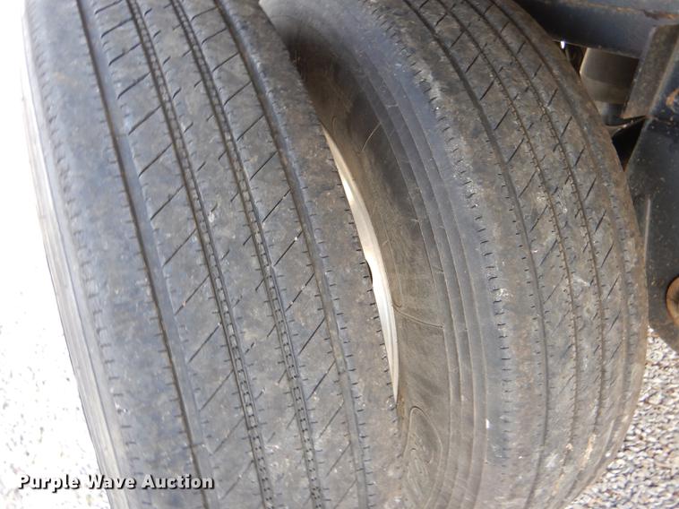 image for item FT9533 2017 Timpte Super Hopper double hopper bottom grain trailer