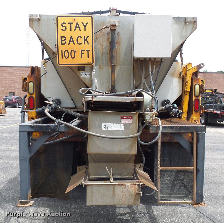 image for item DB2167 2002 International 4900 dump truck