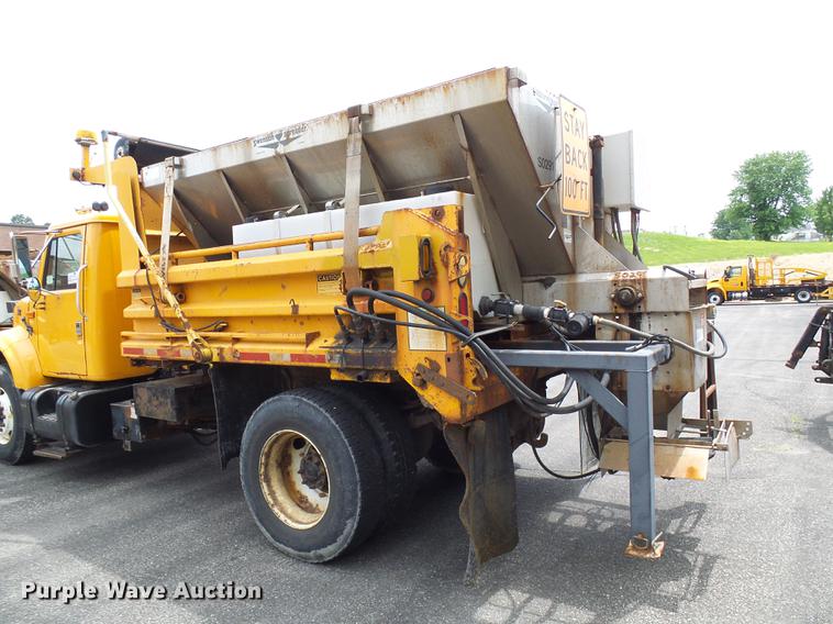 image for item DB2167 2002 International 4900 dump truck