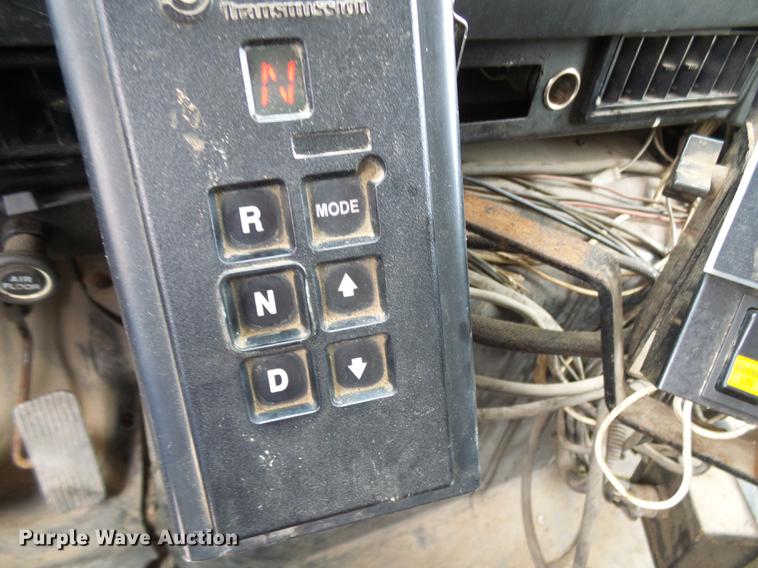 image for item DB2167 2002 International 4900 dump truck