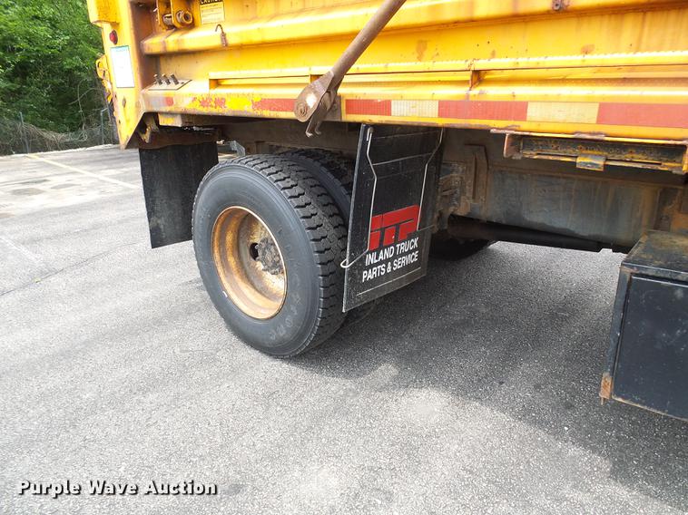 image for item DB2168 2002 International 4700 dump truck