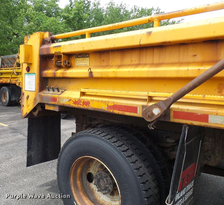 image for item DB2168 2002 International 4700 dump truck