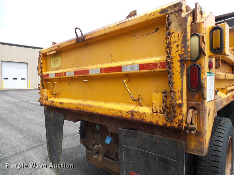 image for item DB2168 2002 International 4700 dump truck