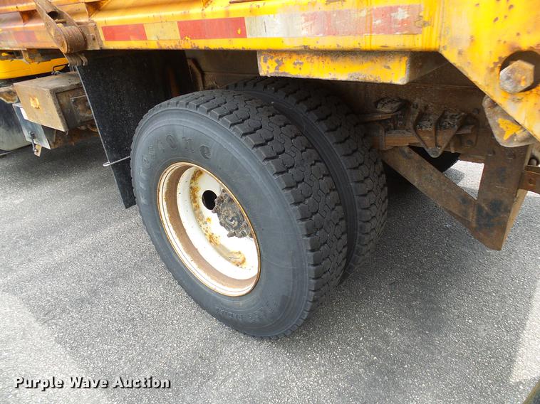 image for item DB2168 2002 International 4700 dump truck