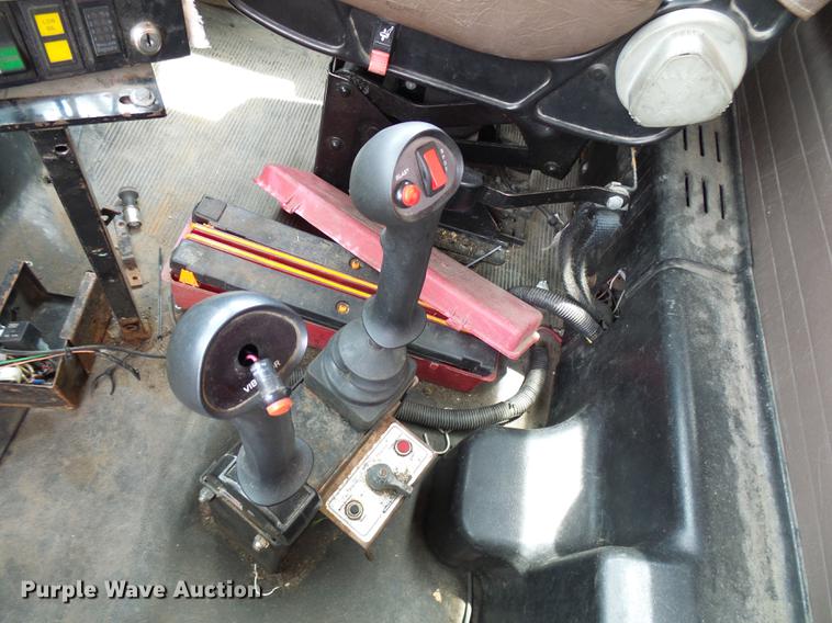 image for item DB2168 2002 International 4700 dump truck