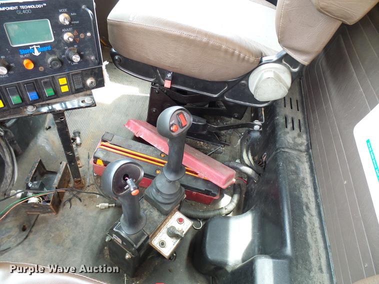 image for item DB2168 2002 International 4700 dump truck