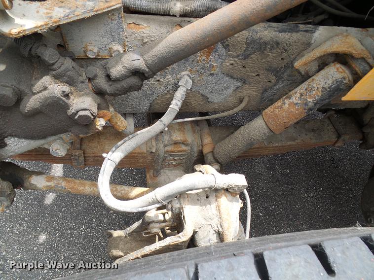 image for item DB2168 2002 International 4700 dump truck