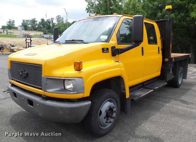 image for item DB2169 2007 Chevrolet C4500 Crew Cab flatbed truck