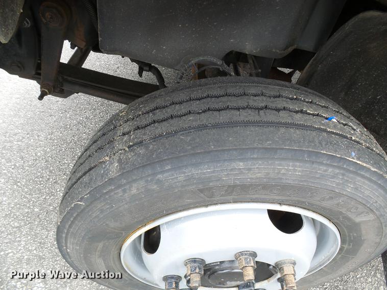 image for item DB2169 2007 Chevrolet C4500 Crew Cab flatbed truck