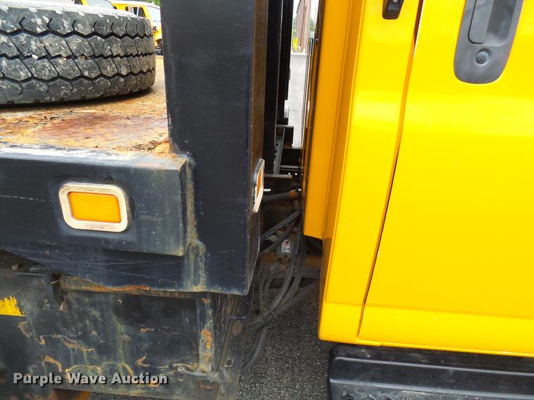 image for item DB2169 2007 Chevrolet C4500 Crew Cab flatbed truck