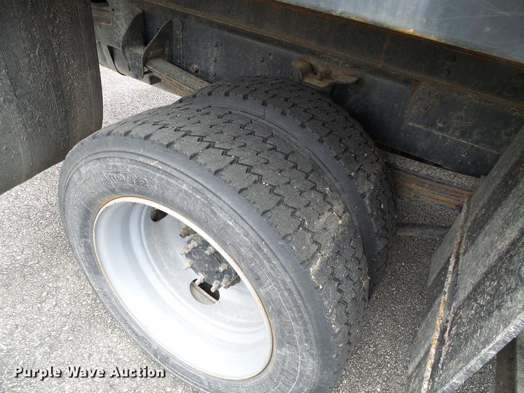 image for item DB2169 2007 Chevrolet C4500 Crew Cab flatbed truck