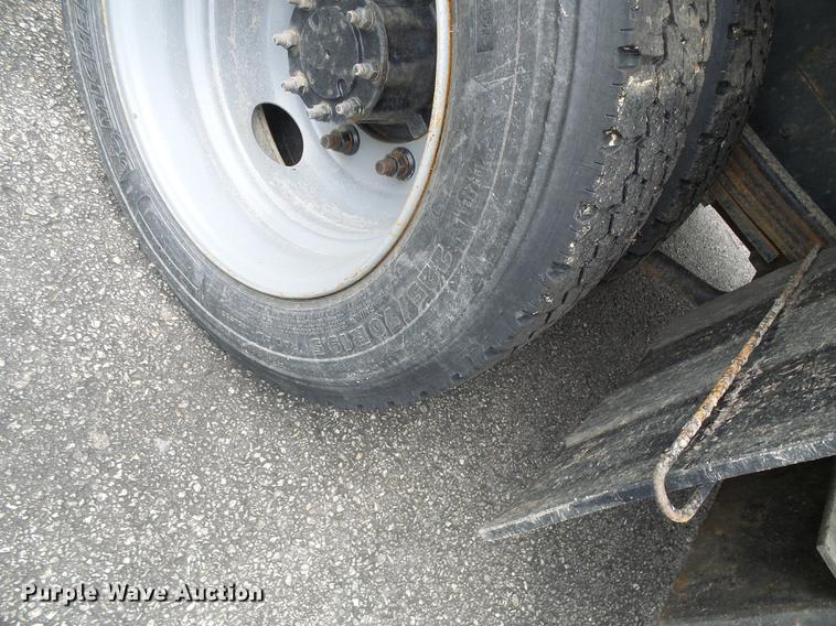 image for item DB2169 2007 Chevrolet C4500 Crew Cab flatbed truck