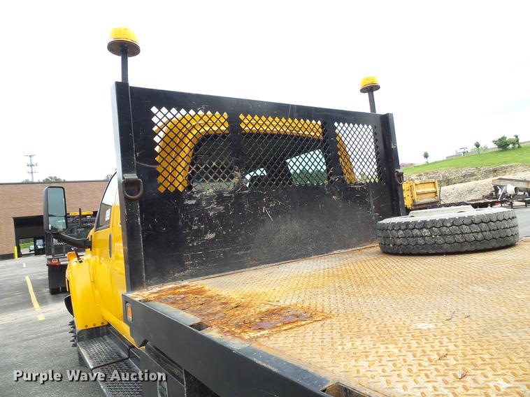 image for item DB2169 2007 Chevrolet C4500 Crew Cab flatbed truck