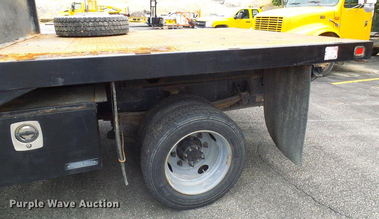 image for item DB2169 2007 Chevrolet C4500 Crew Cab flatbed truck