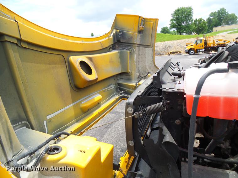 image for item DB2169 2007 Chevrolet C4500 Crew Cab flatbed truck