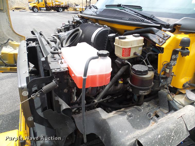 image for item DB2169 2007 Chevrolet C4500 Crew Cab flatbed truck