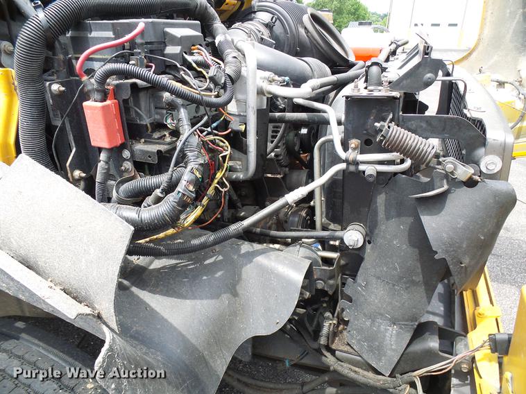 image for item DB2169 2007 Chevrolet C4500 Crew Cab flatbed truck