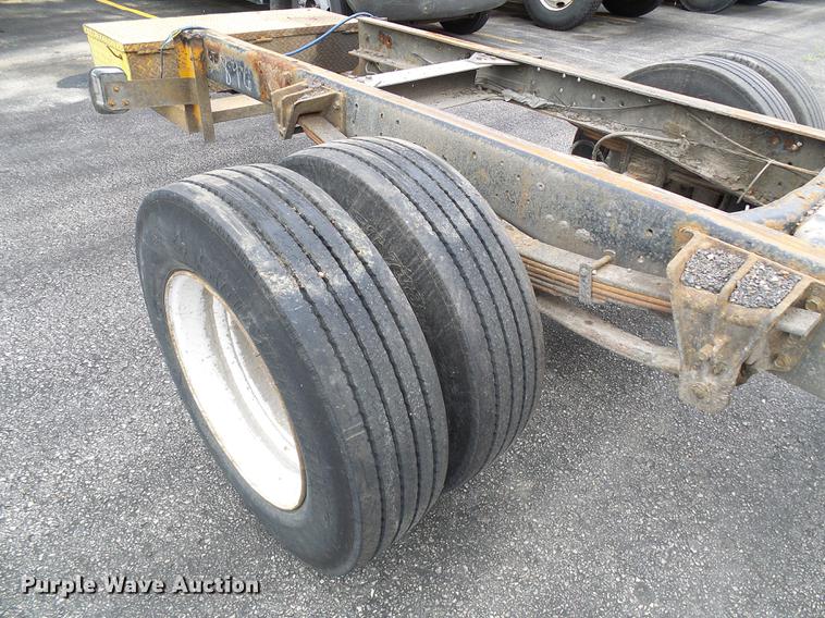 image for item DB2170 1999 International 4700 truck cab and chassis