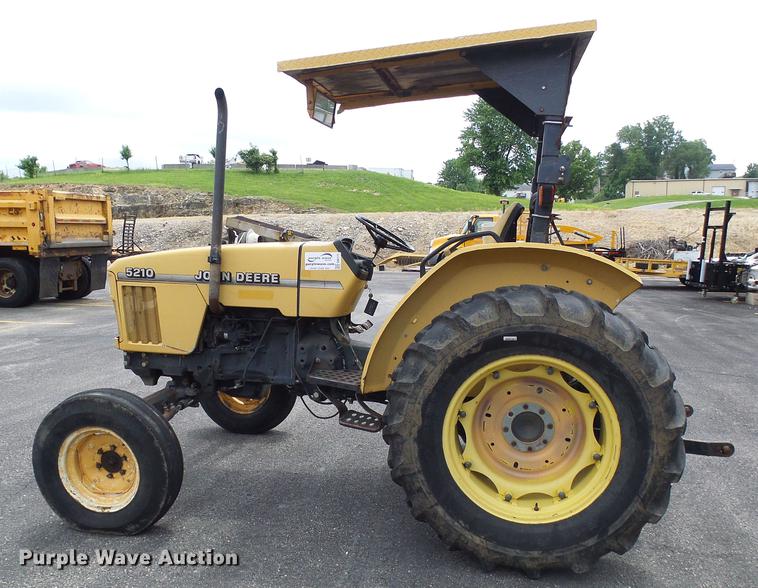 image for item DB2171 1999 John Deere 5210 tractor