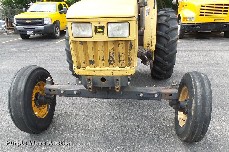 image for item DB2171 1999 John Deere 5210 tractor