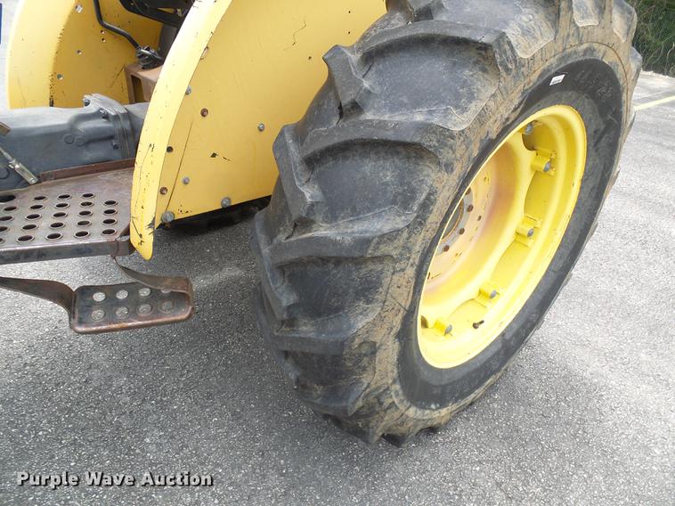 image for item DB2171 1999 John Deere 5210 tractor