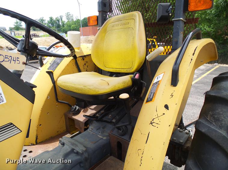 image for item DB2171 1999 John Deere 5210 tractor