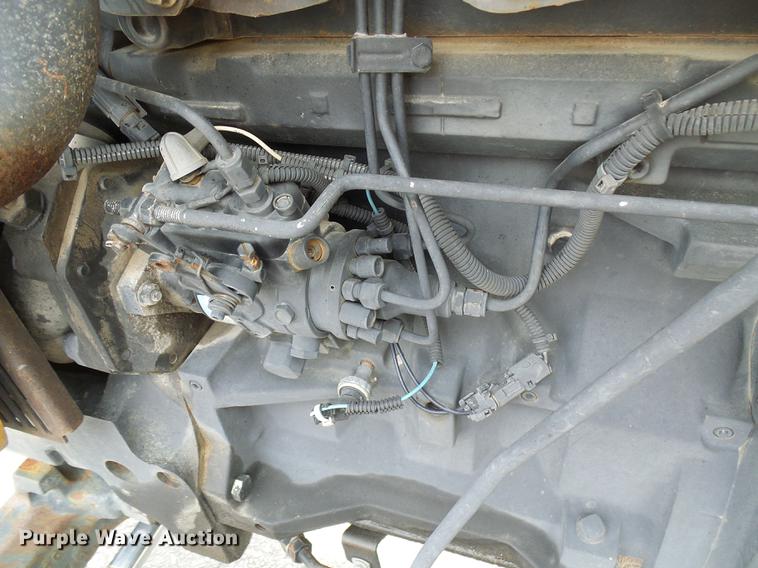 image for item DB2171 1999 John Deere 5210 tractor