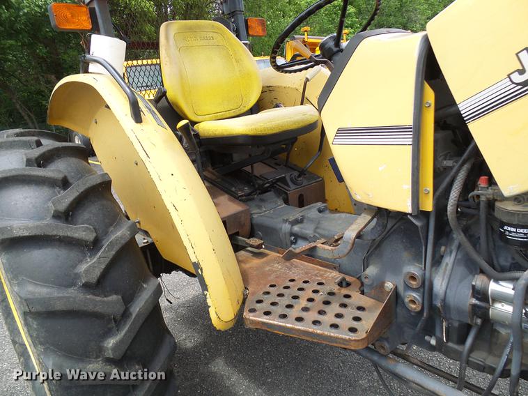 image for item DB2171 1999 John Deere 5210 tractor