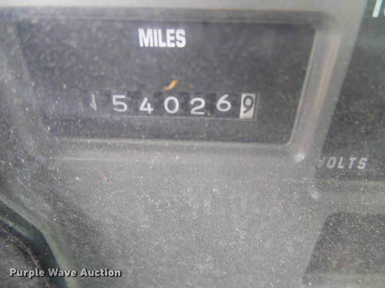 image for item DB2172 2001 International 4900 dump truck