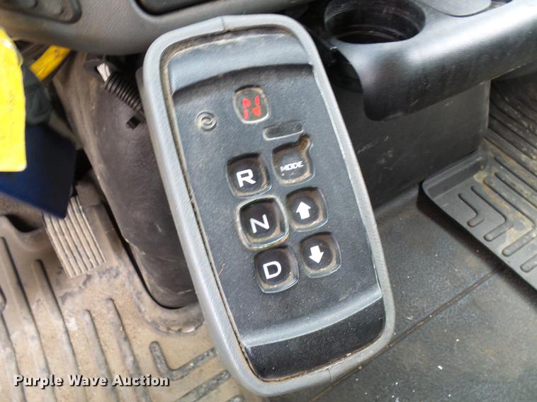 image for item DB2173 2005 International 7400 dump truck