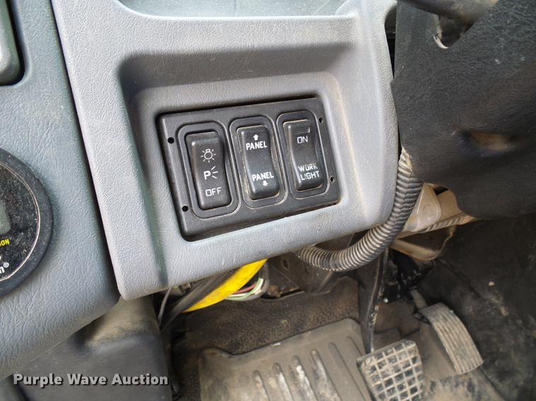 image for item DB2173 2005 International 7400 dump truck