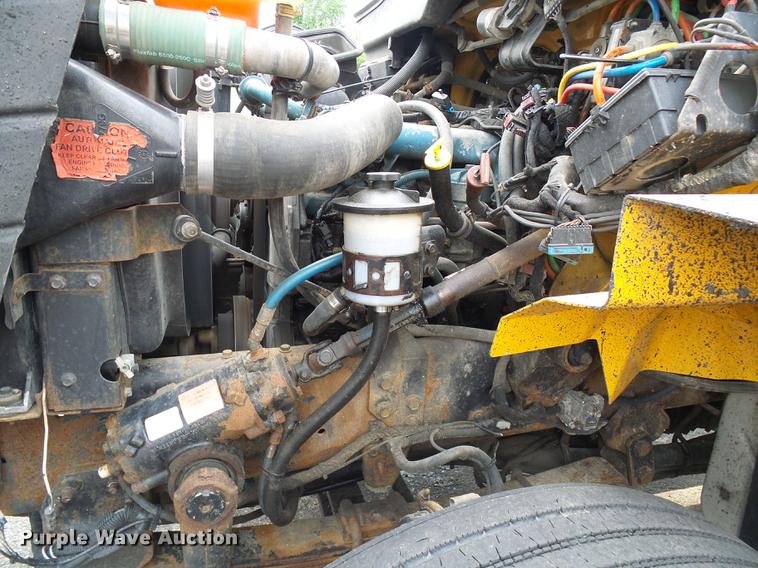 image for item DB2173 2005 International 7400 dump truck