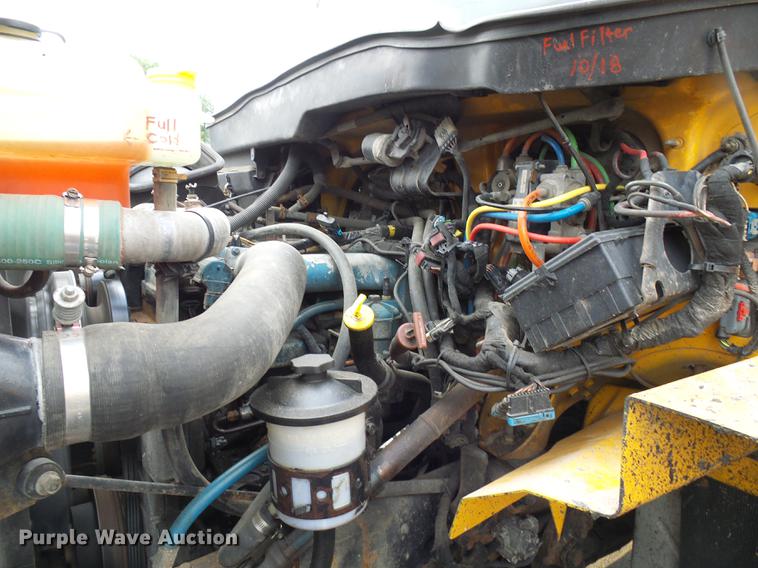 image for item DB2173 2005 International 7400 dump truck