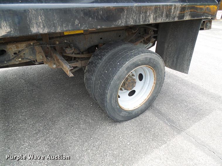 image for item DB2175 2008 Ford F550 Super Duty Crew Cab dump truck