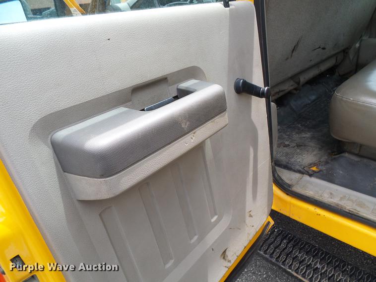 image for item DB2175 2008 Ford F550 Super Duty Crew Cab dump truck