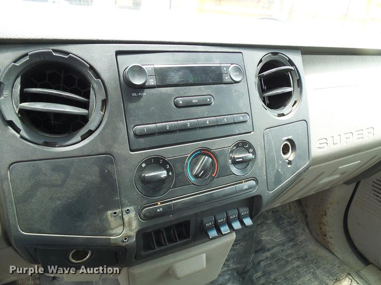 image for item DB2175 2008 Ford F550 Super Duty Crew Cab dump truck