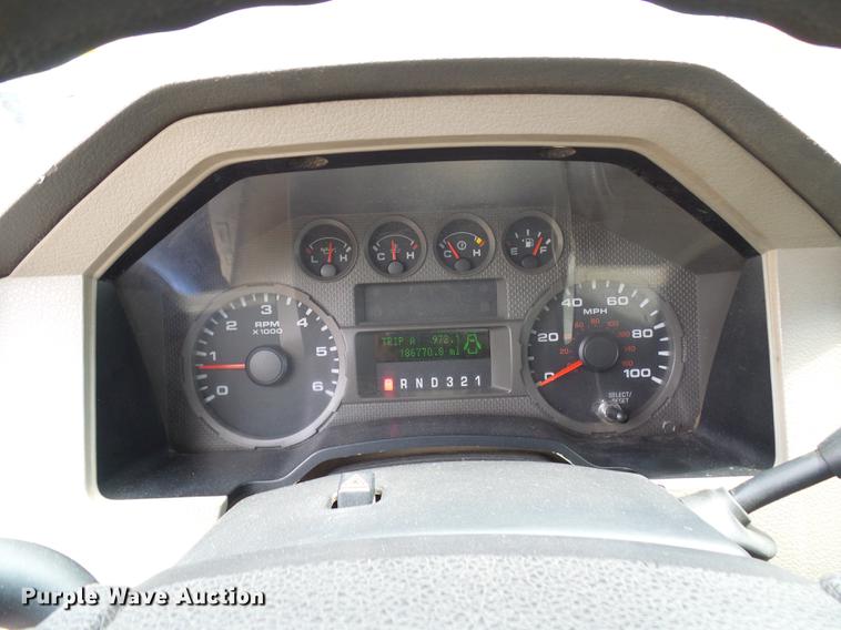 image for item DB2175 2008 Ford F550 Super Duty Crew Cab dump truck