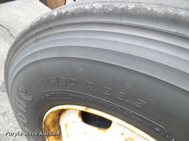 image for item DB2176 2003 International 7400 dump truck